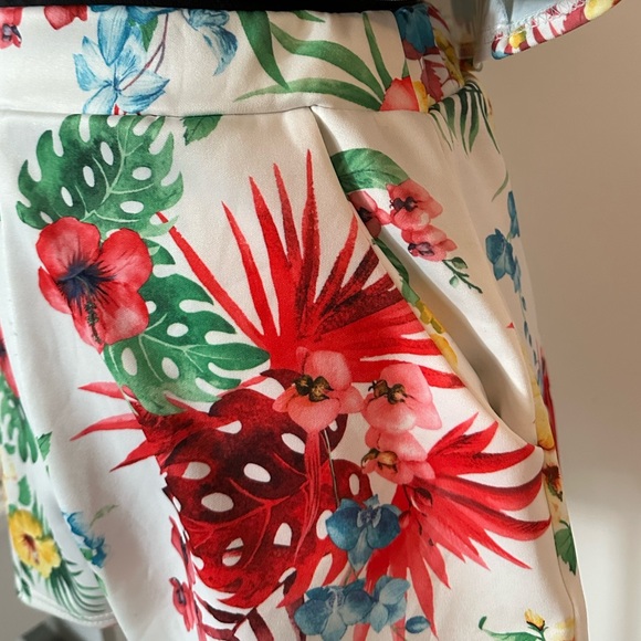 Two Piece Floral Set - Picture 3 of 5